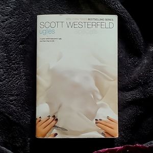 Uglies Book
